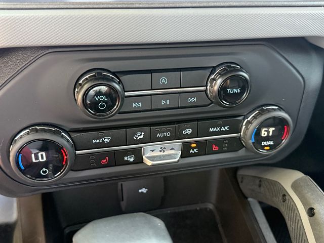 2024 Ford Bronco HARDTOP BIG BEND 12" NAV WHITE PEARL PURPLE SHIFT | Plant City, FL | psv5 DEMO - Bayshore Automotive 2024 Ford Bronco HARDTOP BIG BEND 12" NAV WHITE PEARL PURPLE SHIFT | Plant City, FL | psv5 DEMO - Bayshore Automotive