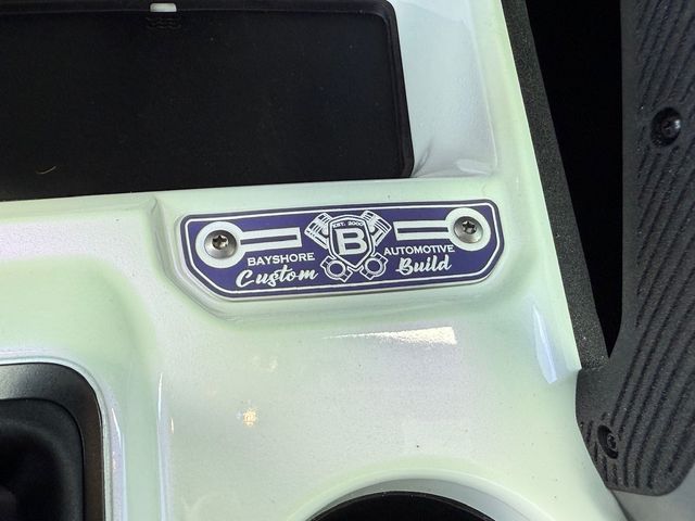 2024 Ford Bronco HARDTOP BIG BEND 12" NAV WHITE PEARL PURPLE SHIFT | Plant City, FL | psv5 DEMO - Bayshore Automotive 2024 Ford Bronco HARDTOP BIG BEND 12" NAV WHITE PEARL PURPLE SHIFT | Plant City, FL | psv5 DEMO - Bayshore Automotive