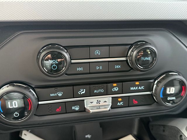 2024 Ford Bronco TIFFANY BAYHSORE BRONCO HARDTOP 12" NAV | Plant City, FL | psv5 DEMO - Bayshore Automotive 2024 Ford Bronco TIFFANY BAYHSORE BRONCO HARDTOP 12" NAV | Plant City, FL | psv5 DEMO - Bayshore Automotive