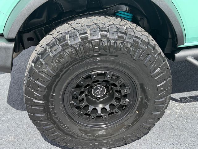 2024 Ford Bronco SEAFOAM PEARL LEATHER LIFTED LOADED 37"s | Plant City, FL | psv5 DEMO - Bayshore Automotive 2024 Ford Bronco SEAFOAM PEARL LEATHER LIFTED LOADED 37"s | Plant City, FL | psv5 DEMO - Bayshore Automotive