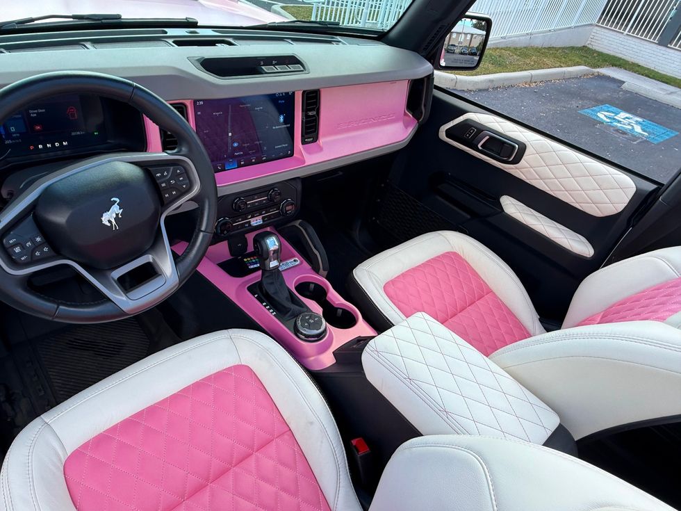 2024 Ford Bronco PINK N' GOLD SHIFT BAYSHORE BRONCO | Plant City