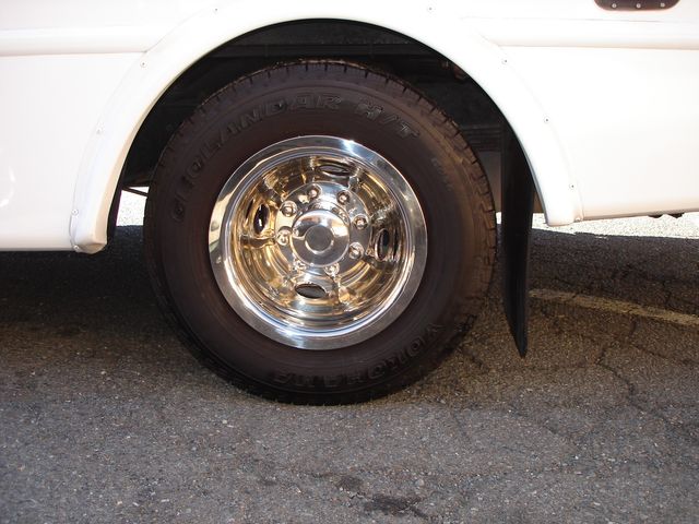 2024 Ford E-Series E-450 SD | Charlotte, North Carolina | ADVENTURE VANS 2024 Ford E-Series E-450 SD | Charlotte, North Carolina | ADVENTURE VANS