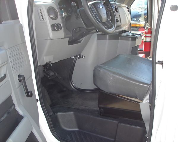 2024 Ford E-Series E-450 SD | Charlotte, North Carolina | ADVENTURE VANS 2024 Ford E-Series E-450 SD | Charlotte, North Carolina | ADVENTURE VANS