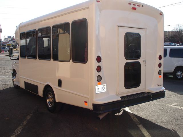 2024 Ford E-Series E-450 SD - 15 PASSENGER BUS | Charlotte, North Carolina | ADVENTURE VANS 2024 Ford E-Series E-450 SD - 15 PASSENGER BUS | Charlotte, North Carolina | ADVENTURE VANS