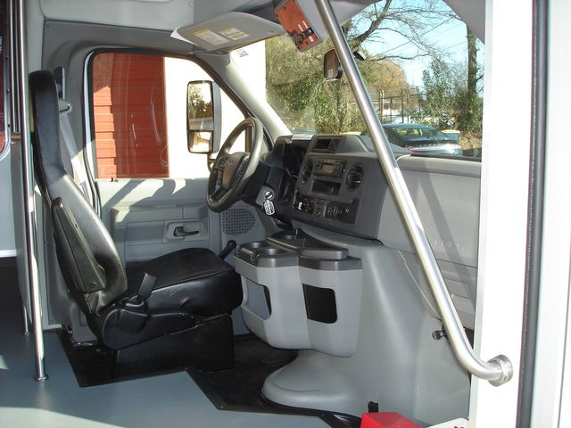 2024 Ford E-Series E-450 SD - 15 PASSENGER BUS | Charlotte, North Carolina | ADVENTURE VANS 2024 Ford E-Series E-450 SD - 15 PASSENGER BUS | Charlotte, North Carolina | ADVENTURE VANS