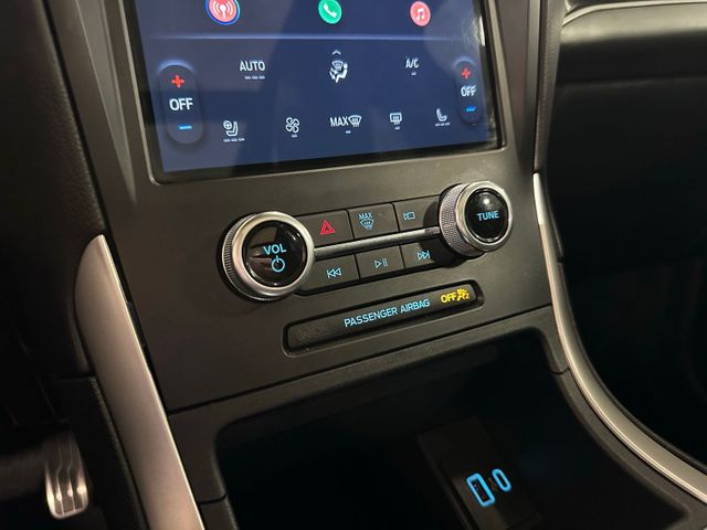 2024 Ford Edge ST Line | Irving, Texas | Hopper Motorplex 2024 Ford Edge ST Line | Irving, Texas | Hopper Motorplex
