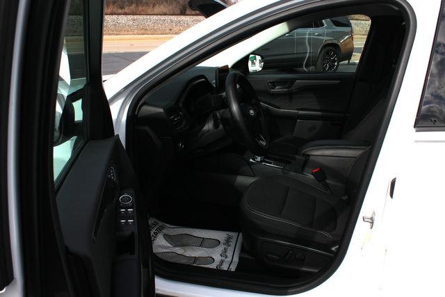 2024 Ford Escape Active | Granite City, Illinois | MasterCars Company Inc. 2024 Ford Escape Active | Granite City, Illinois | MasterCars Company Inc.