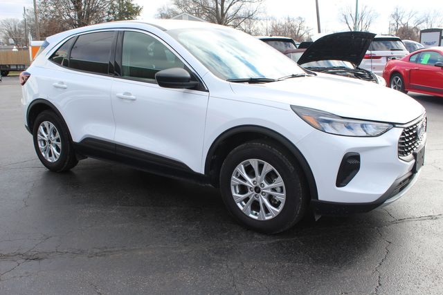 2024 Ford Escape Active | Granite City, Illinois | MasterCars Company Inc. 2024 Ford Escape Active | Granite City, Illinois | MasterCars Company Inc.