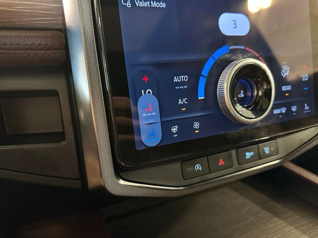 2024 Ford Expedition Max Limited 22" Wheels | Irving, Texas | Hopper Motorplex 2024 Ford Expedition Max Limited 22" Wheels | Irving, Texas | Hopper Motorplex