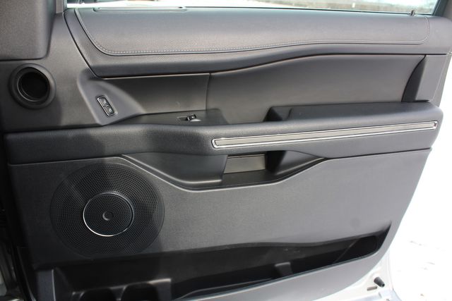 2024 Ford Expedition MAX XLT | Roscoe, IL | Autoland Outlets