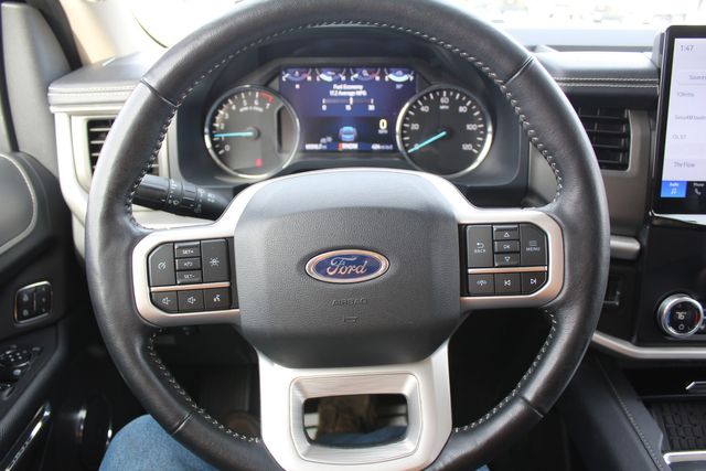 2024 Ford Expedition MAX XLT | Roscoe, IL | Autoland Outlets