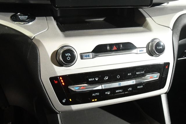 2024 Ford Explorer XLT | Branford, CT | Sound Auto Wholesalers 2024 Ford Explorer XLT | Branford, CT | Sound Auto Wholesalers