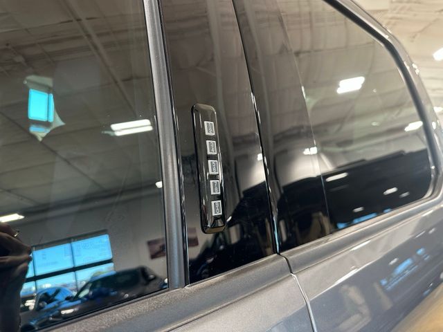 2024 Ford F-150 Raptor 5.2 Supercharged V8 Tonneau Cover-Retrac... | Irving, Texas | Hopper Motorplex