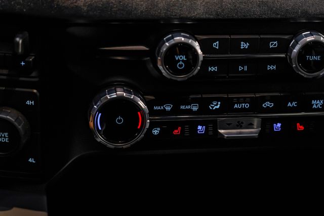 2024 Ford F-250 Limited | Dallas, TX | East Dallas Diesel 2024 Ford F-250 Limited | Dallas, TX | East Dallas Diesel