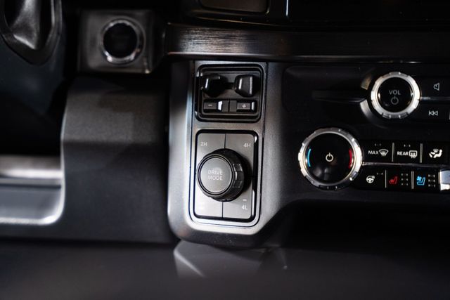 2024 Ford F-250 Super Duty Lariat | Addison, TX | Mr Car Guys 2024 Ford F-250 Super Duty Lariat | Addison, TX | Mr Car Guys