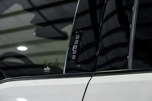 2024 Ford F-250 Super Duty Platinum LIFTED,CARLI, 20" KG1 WHEELS,PAINT MATCH | Carrollton, TX | Texas Vehicle Exchange