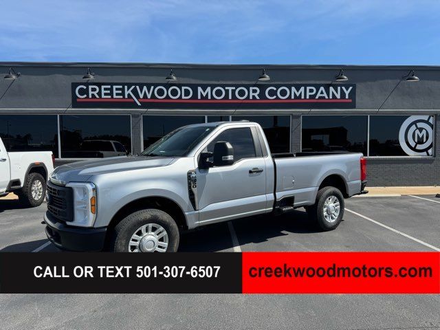2024 Ford F-250 Super Duty XL 2WD 6.8L GAS Reg Cab 1 Owner Financing Long Bed