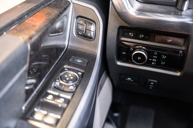 2024 Ford F-350 Super Duty Lariat | Addison, TX | Mr Car Guys 2024 Ford F-350 Super Duty Lariat | Addison, TX | Mr Car Guys