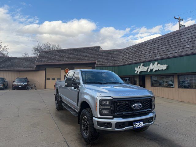 2024 Ford F-350 Super Duty Lariat Tremor ONLY 11,000 Miles | Dickinson, ND | Heiser Motors 2024 Ford F-350 Super Duty Lariat Tremor ONLY 11,000 Miles | Dickinson, ND | Heiser Motors