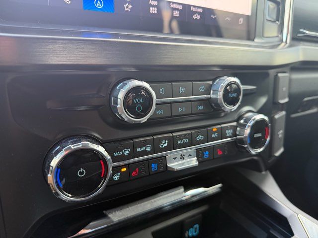 2024 Ford F-350 Super Duty Lariat Tremor ONLY 11,000 Miles | Dickinson, ND | Heiser Motors