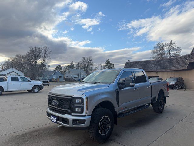 2024 Ford F-350 Super Duty Lariat Tremor ONLY 11,000 Miles | Dickinson, ND | Heiser Motors