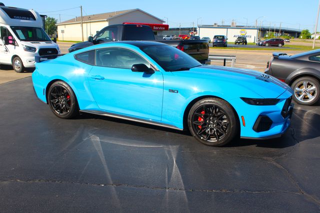 2024 Ford Mustang GT Premium / GT Performance Pkg | Granite City, Illinois | MasterCars Company Inc.