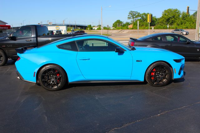 2024 Ford Mustang GT Premium / GT Performance Pkg | Granite City, Illinois | MasterCars Company Inc.