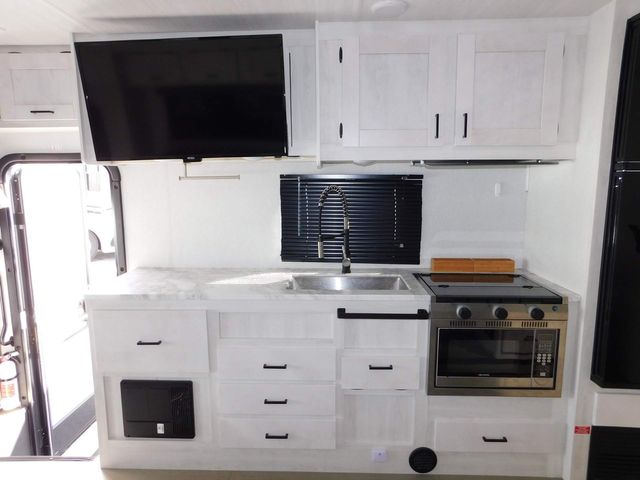 2024 Forest River East to West Entrada 2950OK