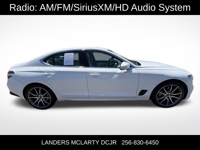2024 Genesis G70 2.5T Standard