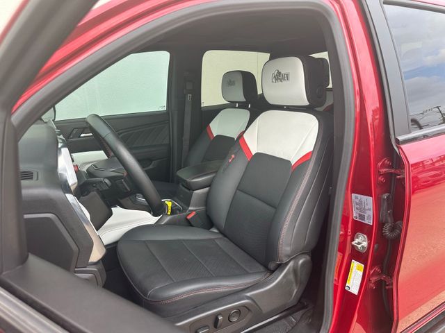2024 GMC Canyon AT4X | Irving, Texas | Hopper Motorplex 2024 GMC Canyon AT4X | Irving, Texas | Hopper Motorplex