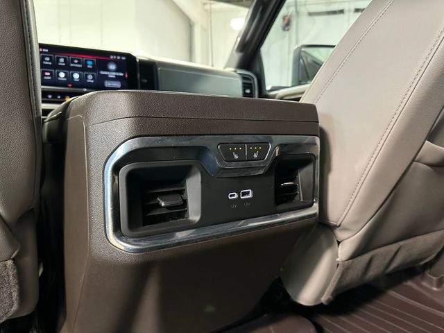 2024 GMC Sierra 2500HD SLT | Irving, Texas | Hopper Motorplex 2024 GMC Sierra 2500HD SLT | Irving, Texas | Hopper Motorplex