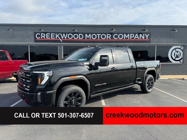 2024 GMC Sierra 2500HD AT4 4x4 Crew Cab 6.6 GAS 1 Owner 20s Financing