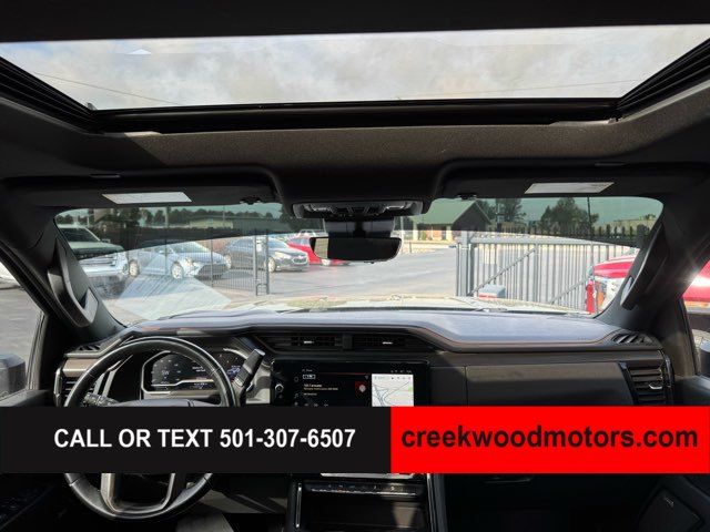 2024 GMC Sierra 2500HD AT4 4x4 Crew Cab 6.6 GAS 1 Owner 20s Financing