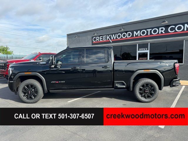 2024 GMC Sierra 2500HD AT4 4x4 Crew Cab 6.6 GAS 1 Owner 20s Financing