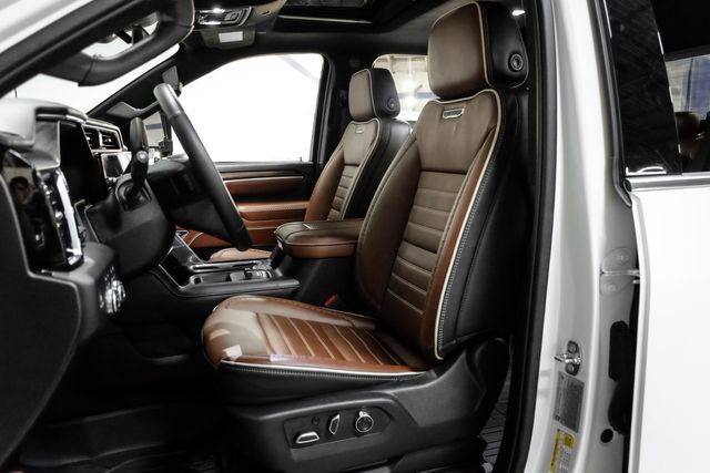 2024 GMC Sierra 3500HD Denali Ultimate 6.5" BDS Lift 20" Fuel Wheels TX | Dallas, TX | East Dallas Diesel 2024 GMC Sierra 3500HD Denali Ultimate 6.5" BDS Lift 20" Fuel Wheels TX | Dallas, TX | East Dallas Diesel