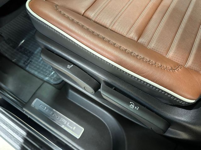 2024 GMC Yukon Denali Ultimate | Irving, Texas | Hopper Motorplex 2024 GMC Yukon Denali Ultimate | Irving, Texas | Hopper Motorplex