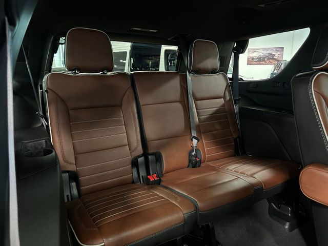 2024 GMC Yukon Denali Ultimate | Irving, Texas | Hopper Motorplex 2024 GMC Yukon Denali Ultimate | Irving, Texas | Hopper Motorplex