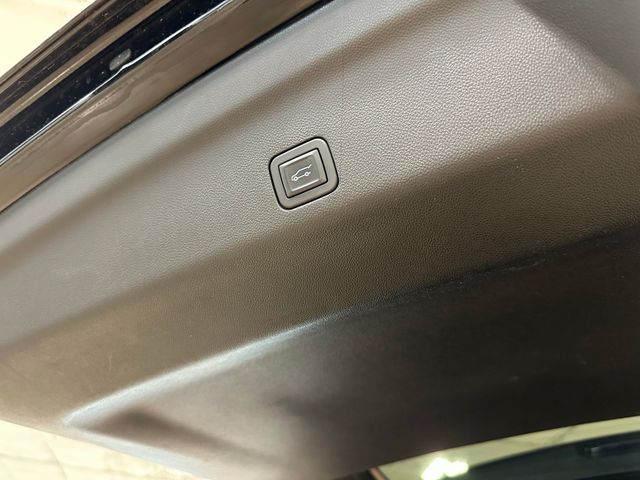 2024 GMC Yukon Denali Ultimate | Irving, Texas | Hopper Motorplex 2024 GMC Yukon Denali Ultimate | Irving, Texas | Hopper Motorplex