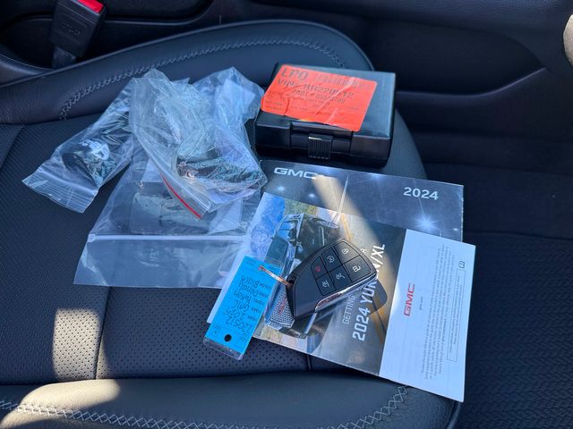 2024 GMC Yukon DENALI PANO ROOF 22"s CARFAX CERT 1 OWNER | Plant City, FL | psv5 DEMO - Bayshore Automotive 2024 GMC Yukon DENALI PANO ROOF 22"s CARFAX CERT 1 OWNER | Plant City, FL | psv5 DEMO - Bayshore Automotive