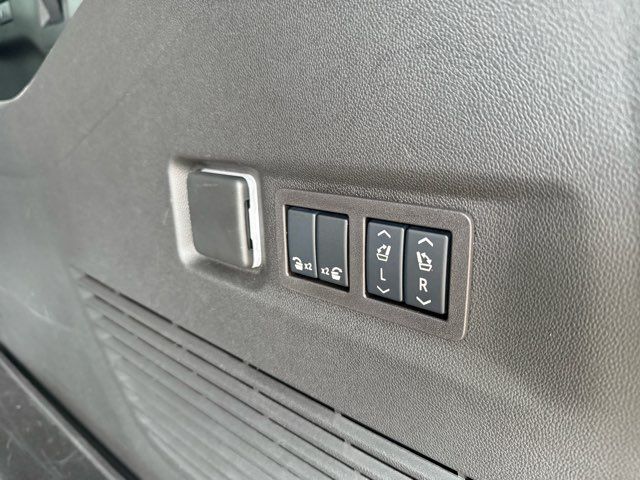 2024 GMC Yukon XL Denali | Gifford, IL | Trav's Automotive