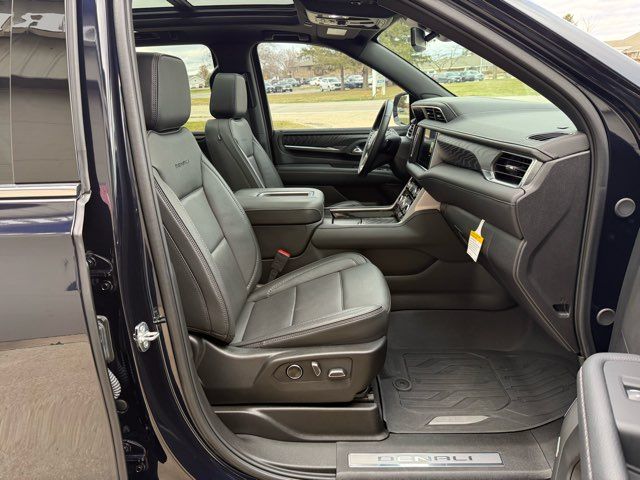 2024 GMC Yukon XL Denali | Gifford, IL | Trav's Automotive