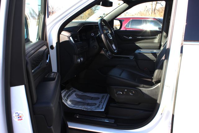 2024 GMC Yukon XL Denali | Granite City, Illinois | MasterCars Company Inc.