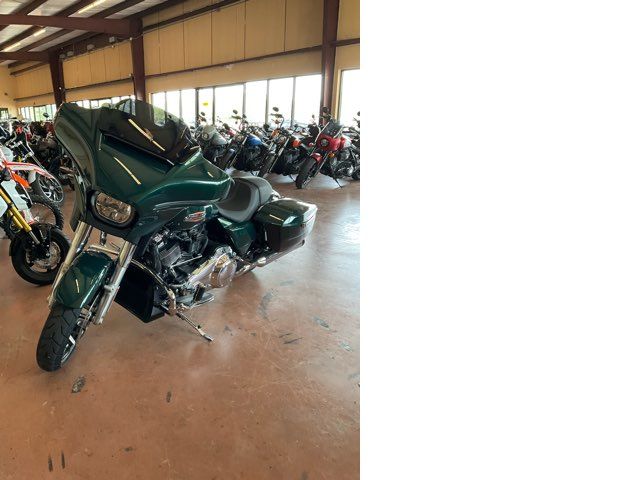 2024 Harley-Davidson Street Glide Base 2024 Harley-Davidson Street Glide Base