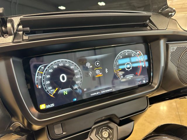 2024 Harley-Davidson Street Glide Street Glide | Irving, Texas | Hopper Motorplex 2024 Harley-Davidson Street Glide Street Glide | Irving, Texas | Hopper Motorplex