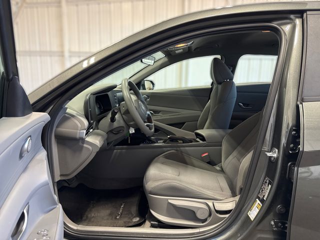 2024 Hyundai ELANTRA SE | Houston, TX | Texas Star Motors 2024 Hyundai ELANTRA SE | Houston, TX | Texas Star Motors