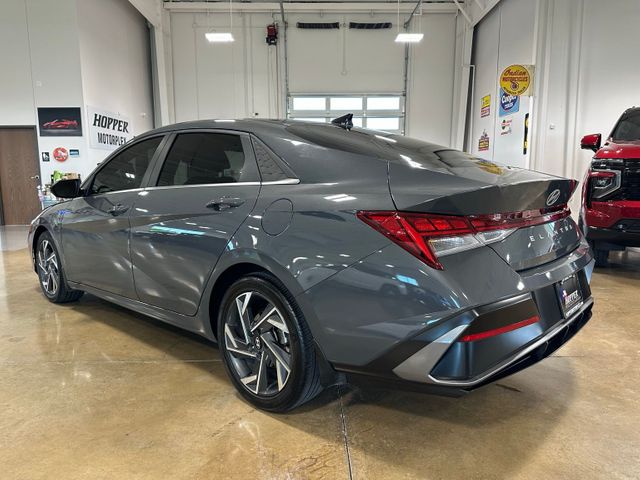 2024 Hyundai Elantra SEL | Irving, Texas | Hopper Motorplex 2024 Hyundai Elantra SEL | Irving, Texas | Hopper Motorplex