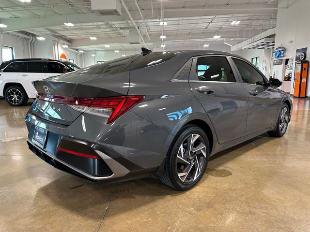 2024 Hyundai Elantra SEL | Irving, Texas | Hopper Motorplex 2024 Hyundai Elantra SEL | Irving, Texas | Hopper Motorplex