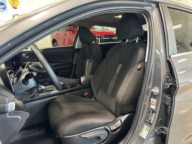 2024 Hyundai Elantra SEL | Irving, Texas | Hopper Motorplex