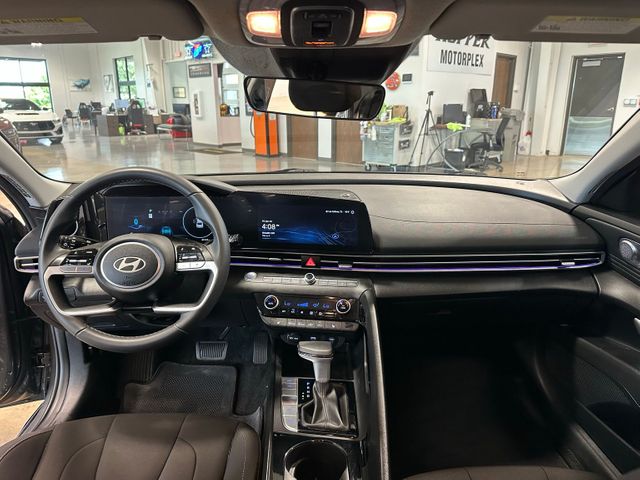 2024 Hyundai Elantra SEL | Irving, Texas | Hopper Motorplex