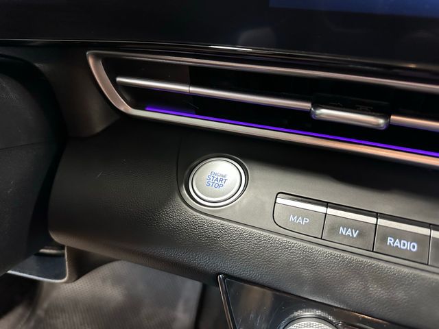 2024 Hyundai Elantra SEL | Irving, Texas | Hopper Motorplex 2024 Hyundai Elantra SEL | Irving, Texas | Hopper Motorplex